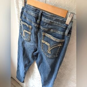 Vigoss Straight Marley mid Rise 6 Cotton Spandex Blend Pre-distressed Detail